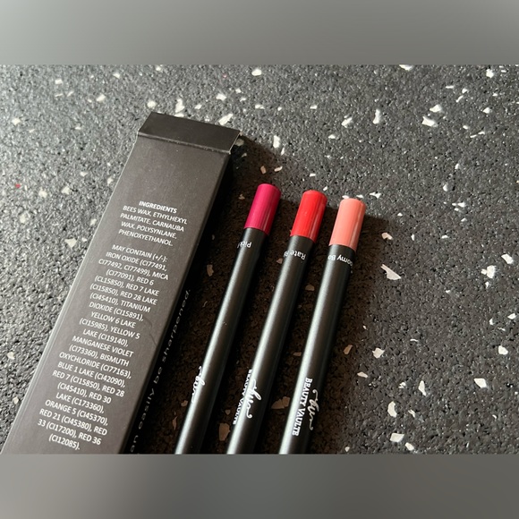 Baya | Lip Liner Trio by Beauty Vaulte - Picture 7 of 7